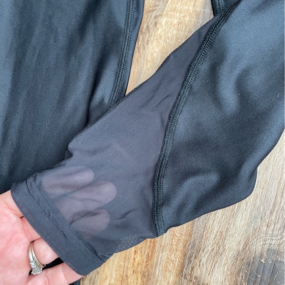 Under Armour Leggings Black Youth Med. EUC - Picture 3 of 5